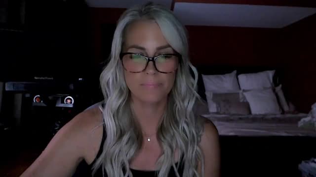 Gallery image thumbnail from Cora9's myfreecams stream on, 09/03/2025, 03:56 image 18 of 20