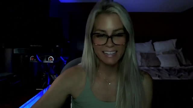 Gallery image thumbnail from Cora9's myfreecams stream on, 09/24/2025, 04:41 image 20 of 20
