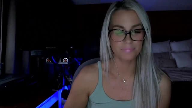 Gallery image thumbnail from Cora9's myfreecams stream on, 10/30/2025, 04:53 image 1 of 20
