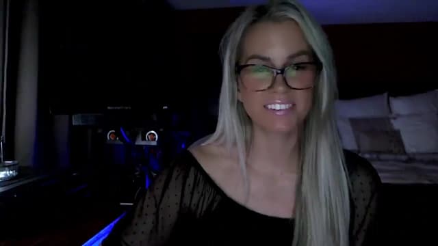 Gallery image thumbnail from Cora9's myfreecams stream on, 12/03/2025, 06:18 image 20 of 20