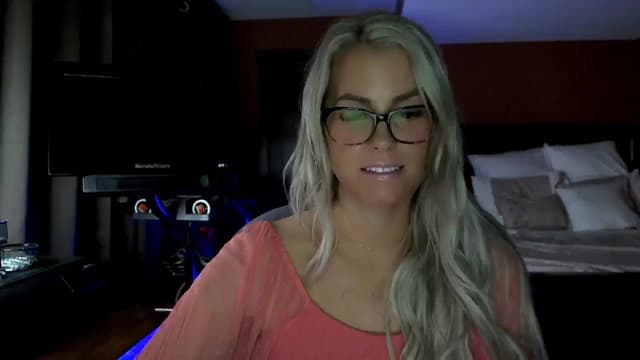 Gallery image thumbnail from Cora9's myfreecams stream on, 01/16/2026, 06:02 image 5 of 20