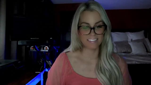 Gallery image thumbnail from Cora9's myfreecams stream on, 02/10/2026, 07:07 image 11 of 20
