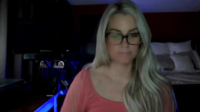 Gallery image thumbnail from Cora9's myfreecams stream on, 02/10/2026, 07:07 image 4 of 20