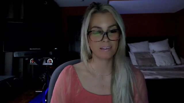 Gallery image thumbnail from Cora9's myfreecams stream on, 02/18/2026, 05:36 image 11 of 20