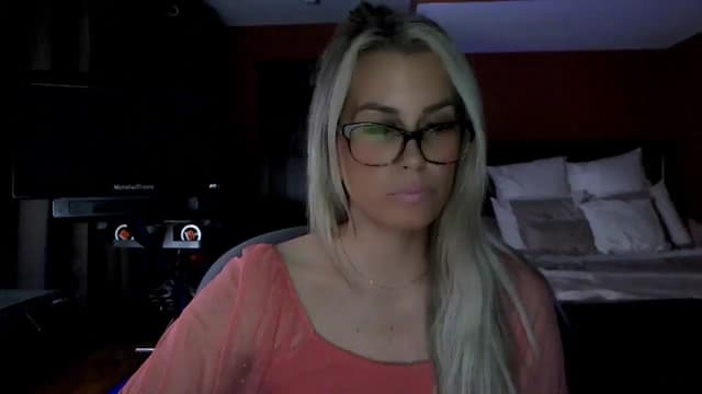 Gallery image thumbnail from Cora9's myfreecams stream on, 02/18/2026, 05:36 image 7 of 20