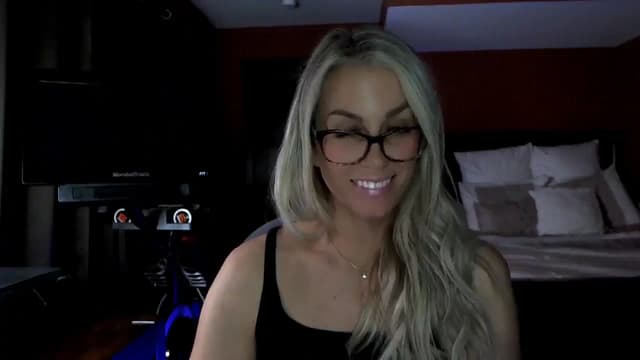 Gallery image thumbnail from Cora9's myfreecams stream on, 02/27/2026, 05:40 image 3 of 20