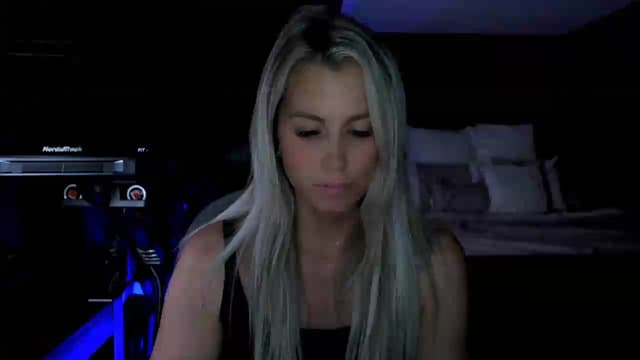 Gallery image thumbnail from Cora9's myfreecams stream on, 06/10/2026, 06:08 image 19 of 20