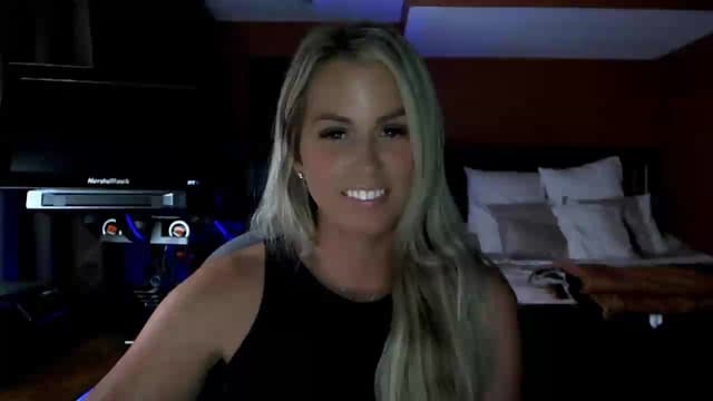 Gallery image thumbnail from Cora9's myfreecams stream on, 07/14/2026, 04:59 image 4 of 20
