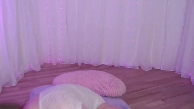 Gallery image thumbnail from Cosmo's myfreecams stream on, 04/28/2024, 05:02 image 8 of 20