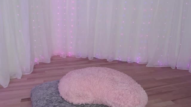 Gallery image thumbnail from Cosmo's myfreecams stream on, 07/27/2024, 23:18 image 18 of 20