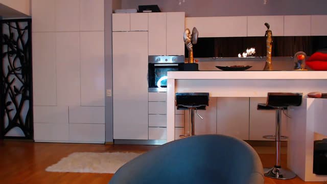 Gallery image thumbnail from D_y_y's myfreecams stream on, 11/23/2022, 04:07 image 7 of 20