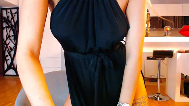Gallery image thumbnail from D_y_y's myfreecams stream on, 12/29/2022, 04:07 image 1 of 20