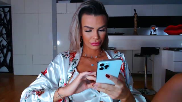 Gallery image thumbnail from D_y_y's myfreecams stream on, 01/05/2023, 02:37 image 9 of 20