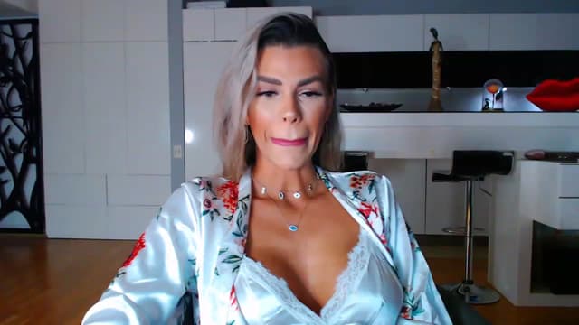 Gallery image thumbnail from D_y_y's myfreecams stream on, 01/05/2023, 02:37 image 4 of 20