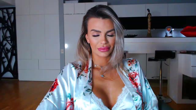 Gallery image thumbnail from D_y_y's myfreecams stream on, 01/05/2023, 03:28 image 10 of 20