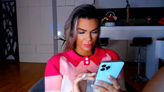 Gallery image thumbnail from D_y_y's myfreecams stream on, 01/20/2023, 05:02 image 17 of 20