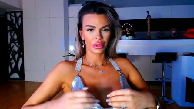 Gallery image thumbnail from D_y_y's myfreecams stream on, 01/27/2023, 04:21 image 1 of 20