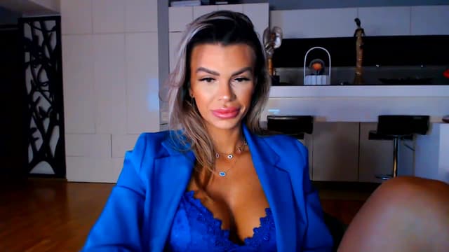 Gallery image thumbnail from D_y_y's myfreecams stream on, 01/29/2023, 05:07 image 12 of 20