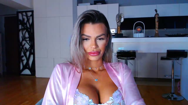 Gallery image thumbnail from D_y_y's myfreecams stream on, 01/31/2023, 06:04 image 19 of 20