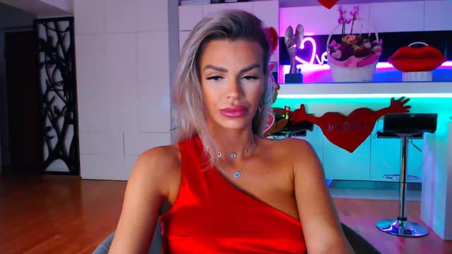 Gallery image thumbnail from D_y_y's myfreecams stream on, 02/15/2023, 05:23 image 19 of 20