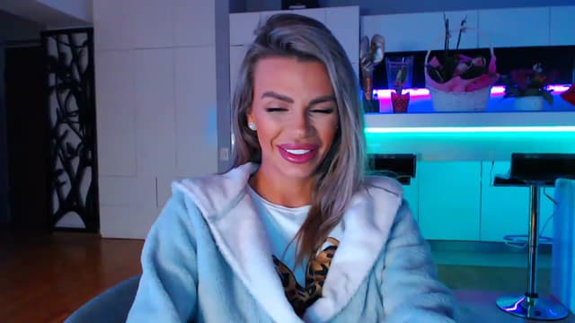 Gallery image thumbnail from D_y_y's myfreecams stream on, 03/04/2023, 05:35 image 6 of 20