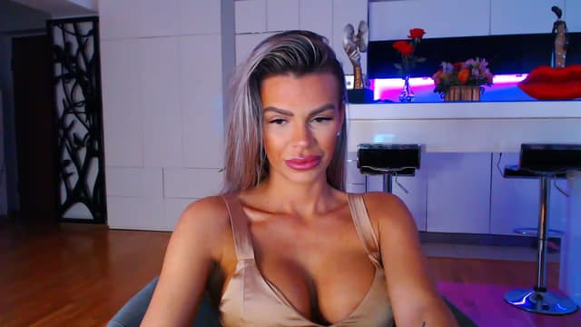 Gallery image thumbnail from D_y_y's myfreecams stream on, 03/12/2023, 05:16 image 19 of 20