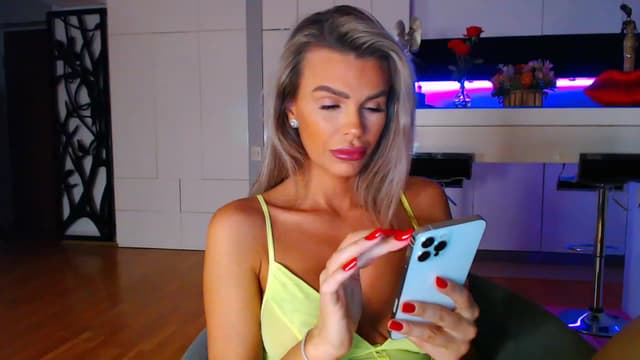 Gallery image thumbnail from D_y_y's myfreecams stream on, 03/12/2023, 19:44 image 11 of 20