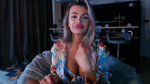 Gallery image thumbnail from D_y_y's myfreecams stream on, 03/27/2023, 04:18 image 19 of 20