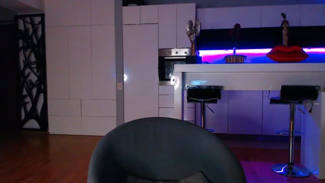 Gallery image thumbnail from D_y_y's myfreecams stream on, 04/02/2023, 04:28 image 4 of 20