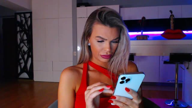 Gallery image thumbnail from D_y_y's myfreecams stream on, 04/03/2023, 02:08 image 8 of 20