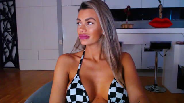 Gallery image thumbnail from D_y_y's myfreecams stream on, 04/13/2023, 04:26 image 16 of 20