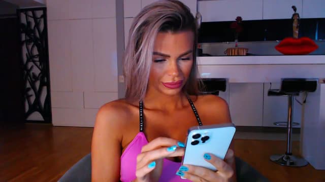 Gallery image thumbnail from D_y_y's myfreecams stream on, 04/18/2023, 04:30 image 11 of 20