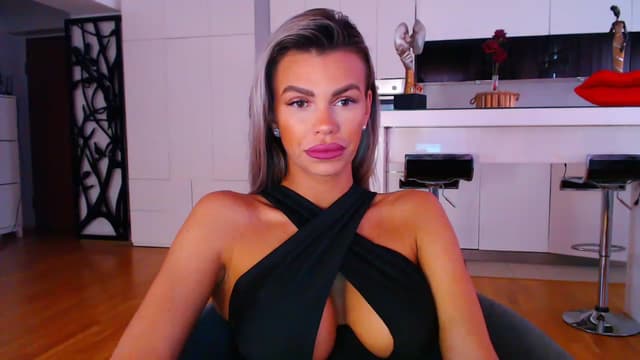 Gallery image thumbnail from D_y_y's myfreecams stream on, 04/22/2023, 04:28 image 11 of 20