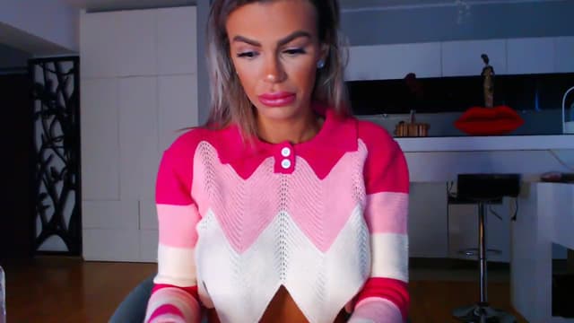 Gallery image thumbnail from D_y_y's myfreecams stream on, 05/15/2023, 03:32 image 16 of 20