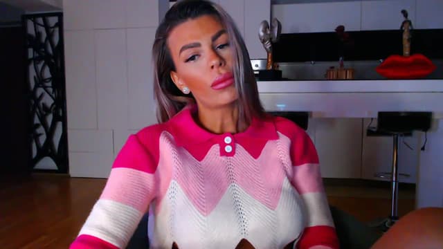 Gallery image thumbnail from D_y_y's myfreecams stream on, 05/15/2023, 03:32 image 6 of 20