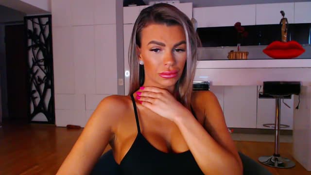 Gallery image thumbnail from D_y_y's myfreecams stream on, 05/17/2023, 04:22 image 9 of 20