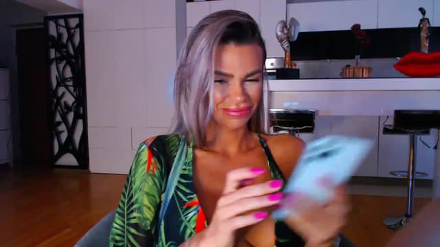 Gallery image thumbnail from D_y_y's myfreecams stream on, 05/29/2023, 04:00 image 17 of 20