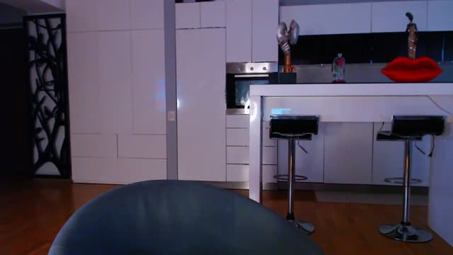 Gallery image thumbnail from D_y_y's myfreecams stream on, 06/08/2023, 03:12 image 11 of 20