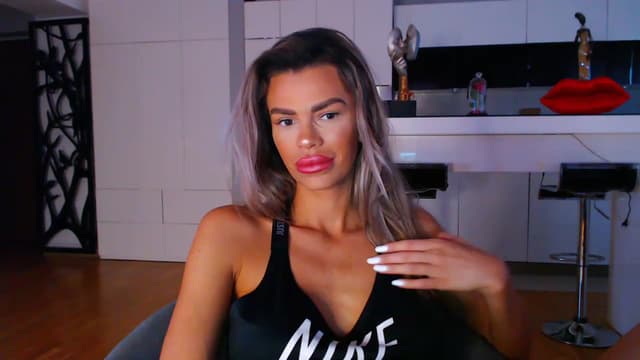 Gallery image thumbnail from D_y_y's myfreecams stream on, 06/15/2023, 04:11 image 6 of 20