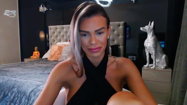 Gallery image thumbnail from D_y_y's myfreecams stream on, 06/21/2023, 03:40 image 18 of 20