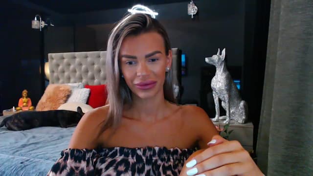 Gallery image thumbnail from D_y_y's myfreecams stream on, 07/27/2023, 04:28 image 17 of 20