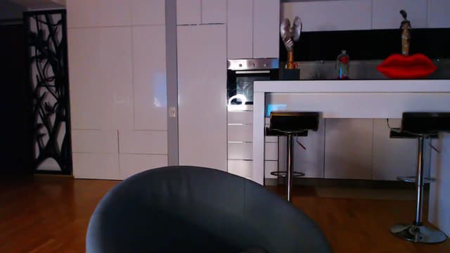 Gallery image thumbnail from D_y_y's myfreecams stream on, 09/18/2023, 03:43 image 7 of 20