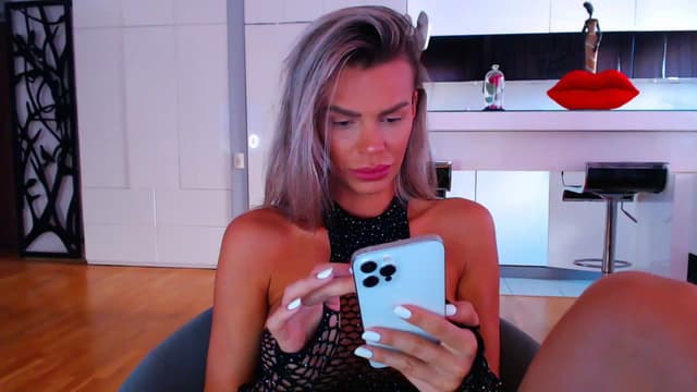 Gallery image thumbnail from D_y_y's myfreecams stream on, 09/19/2023, 06:47 image 3 of 20