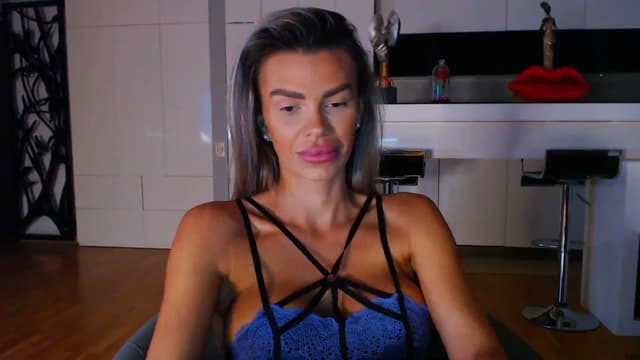 Gallery image thumbnail from D_y_y's myfreecams stream on, 10/04/2023, 05:28 image 11 of 20