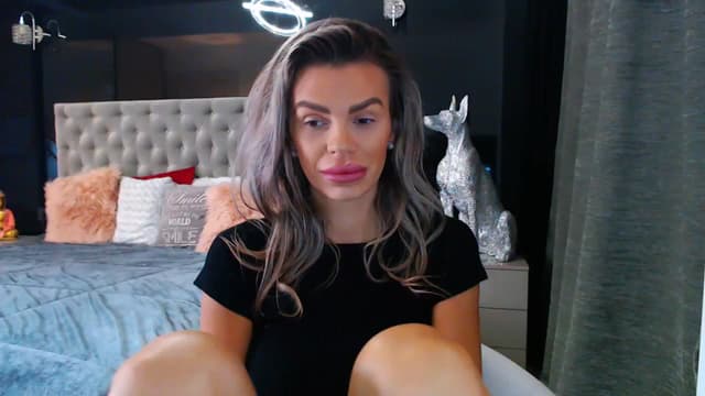 Gallery image thumbnail from D_y_y's myfreecams stream on, 10/10/2023, 04:19 image 8 of 20