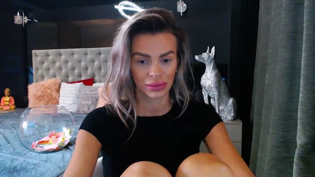 Gallery image thumbnail from D_y_y's myfreecams stream on, 10/10/2023, 04:57 image 12 of 20