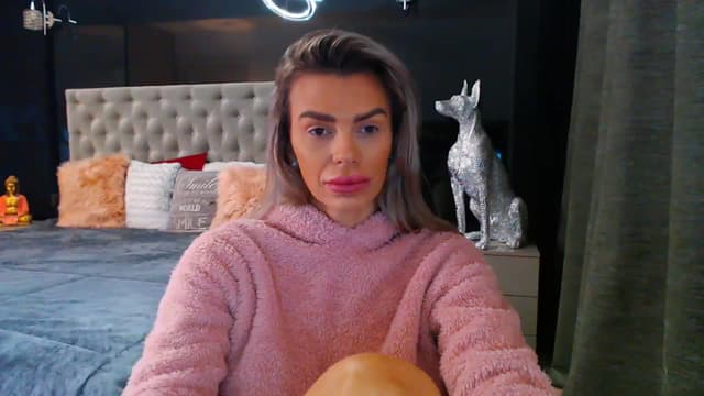 Gallery image thumbnail from D_y_y's myfreecams stream on, 10/13/2023, 05:48 image 9 of 20