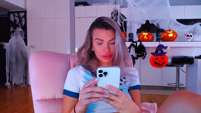 Gallery image thumbnail from D_y_y's myfreecams stream on, 10/30/2023, 05:55 image 17 of 20