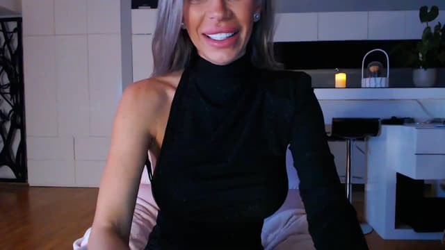 Gallery image thumbnail from D_y_y's myfreecams stream on, 11/19/2023, 05:57 image 6 of 20