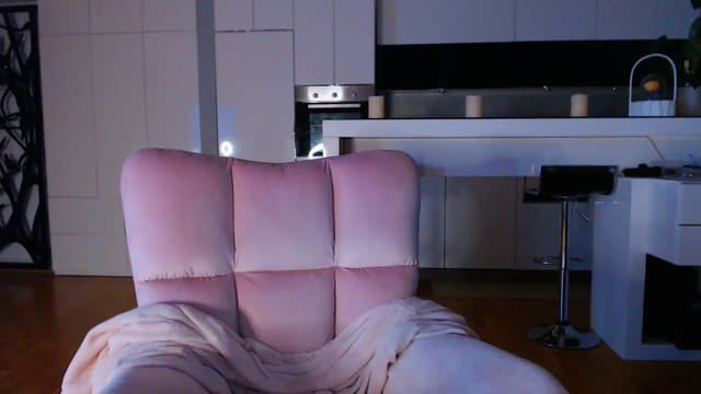 Gallery image thumbnail from D_y_y's myfreecams stream on, 11/29/2023, 04:57 image 15 of 20